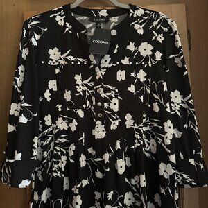 NWT Cocomo Studded Pleated Foral Top M
